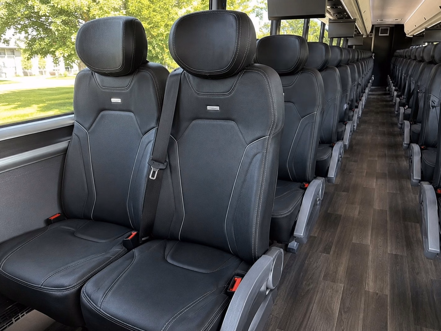 hotel to venue shuttle buses for san antonio wedding guests