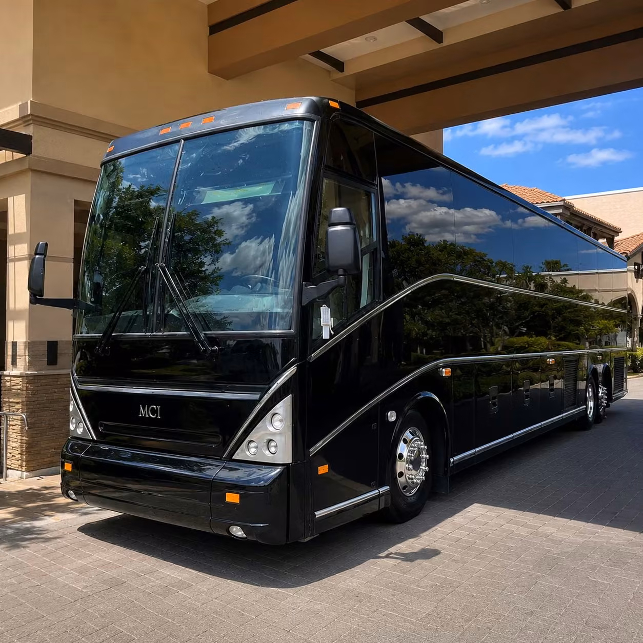 san antonio employee shuttle services that keep your team moving