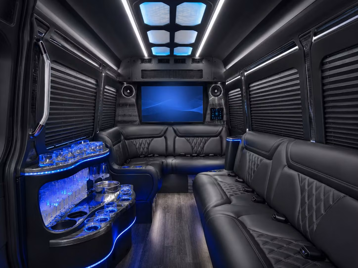 with charterbusrentalsanantoniotx com securing a long distance bus for sports teams and school groups is effortless